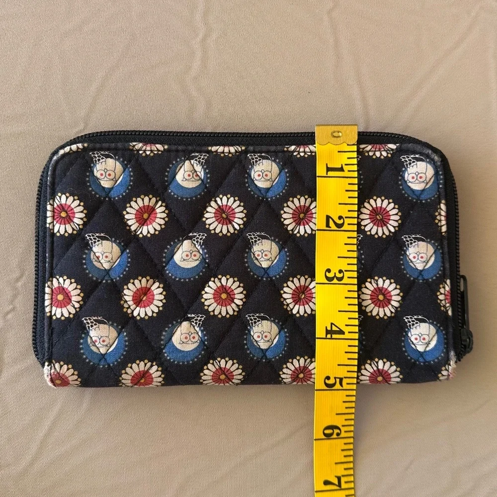 Vera Bradley "Night Owl' Zip Around Wallet - Picture 7 of 7